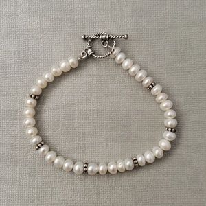 🔆3 for $15 Select jewelry🔆 Beaded bracelet.